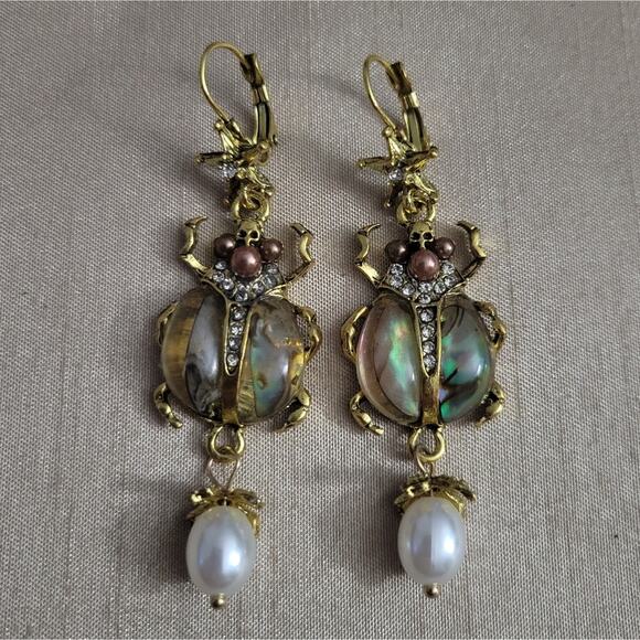 Iridescent abalone egyptian scarab beetle glam earrings with synthetic pearls - Picture 1 of 3